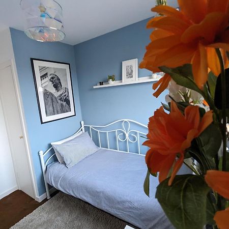 Single Room With Castle View Edinburg Exteriör bild